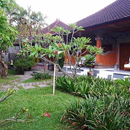 Puspa Ayu Kuta  Exterior photo